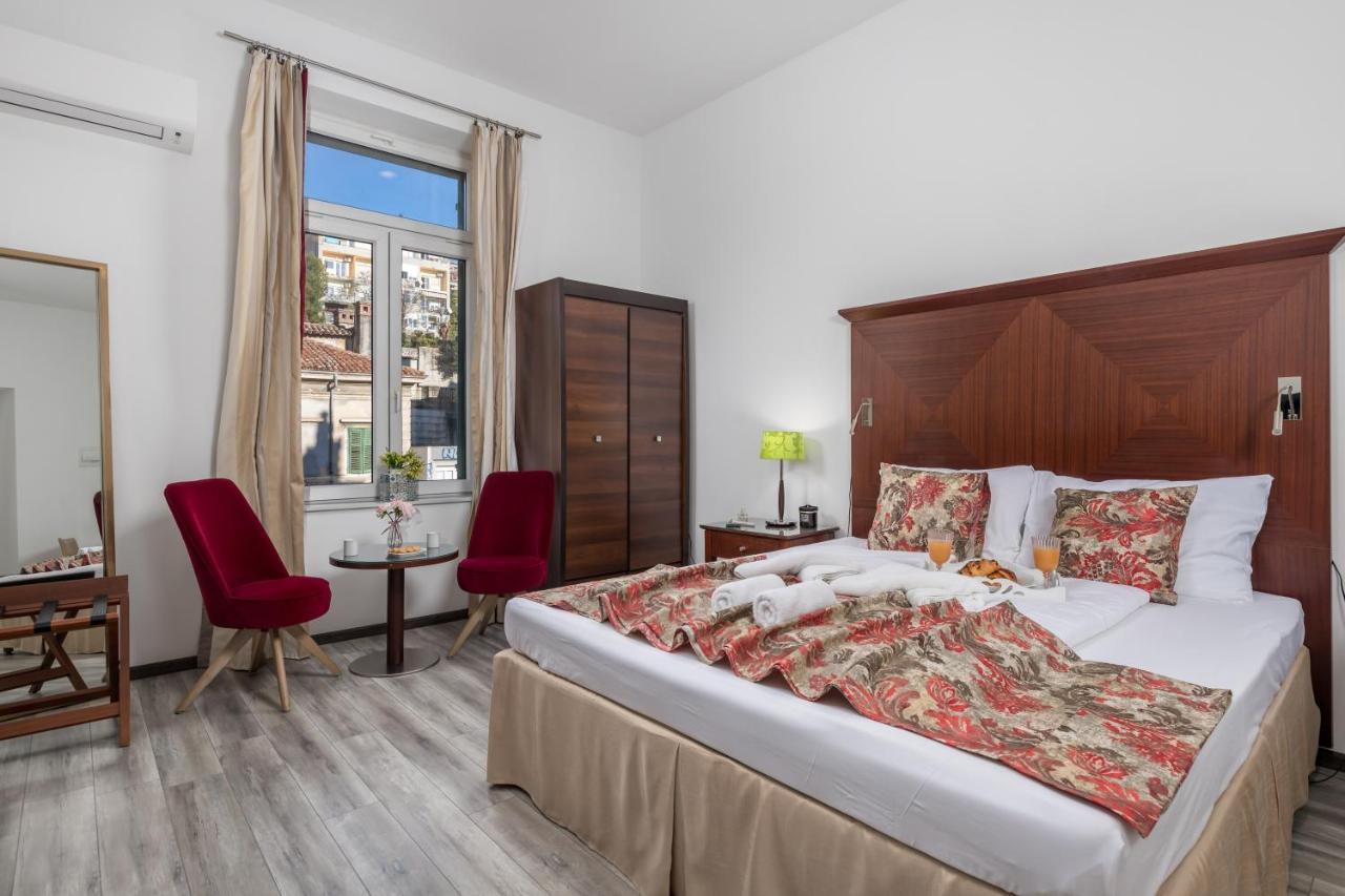 Apartamento Continentale Rijeka Exterior foto