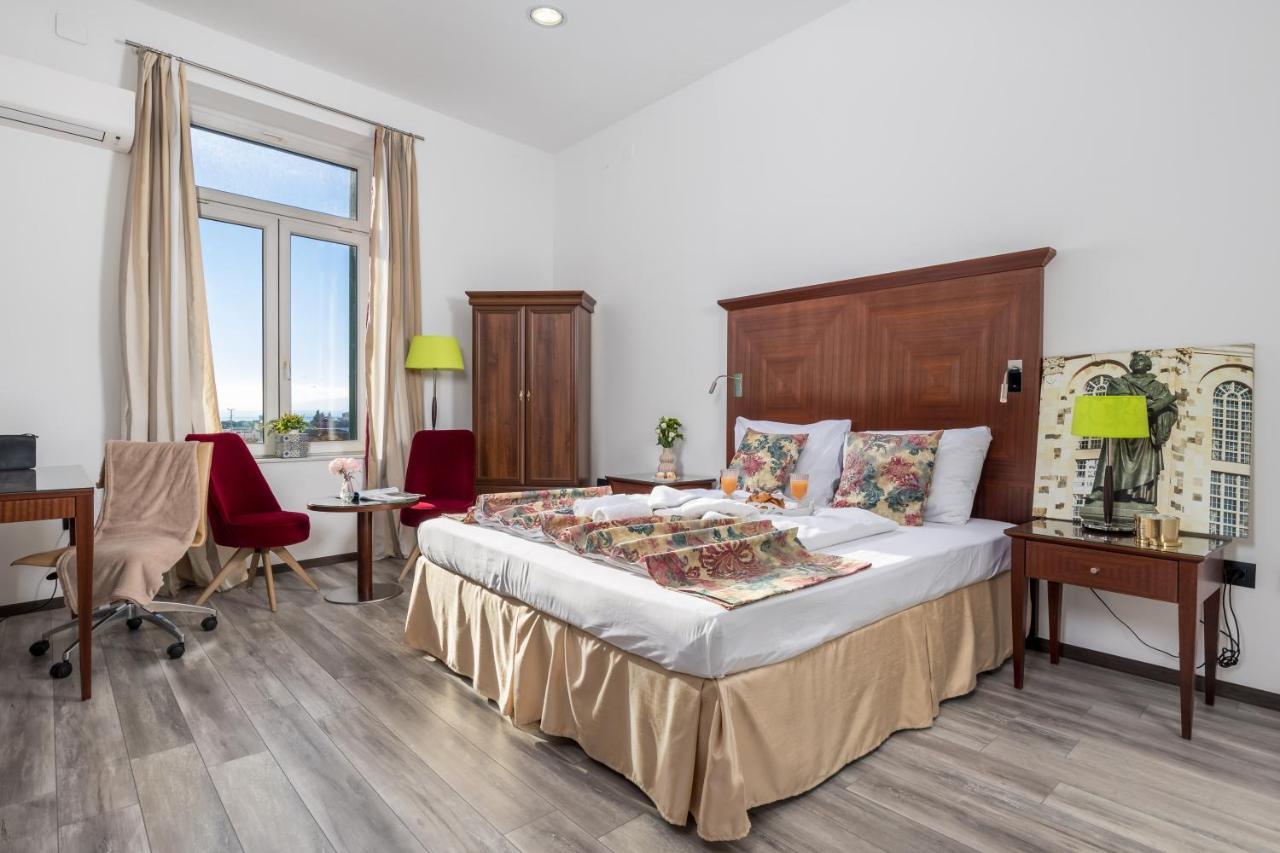 Apartamento Continentale Rijeka Exterior foto