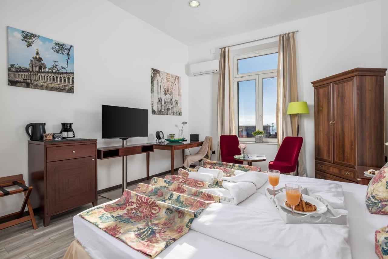 Apartamento Continentale Rijeka Exterior foto